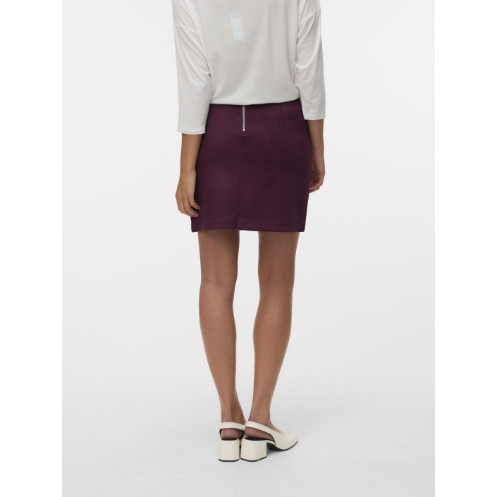 Vero Moda VMDONNA DINA FAUX SUEDE SHORT SKIRT: Winetasting | Freewear VMDONNA DINA FAUX SUEDE SHORT SKIRT: - www.freewear.nl - Freewear