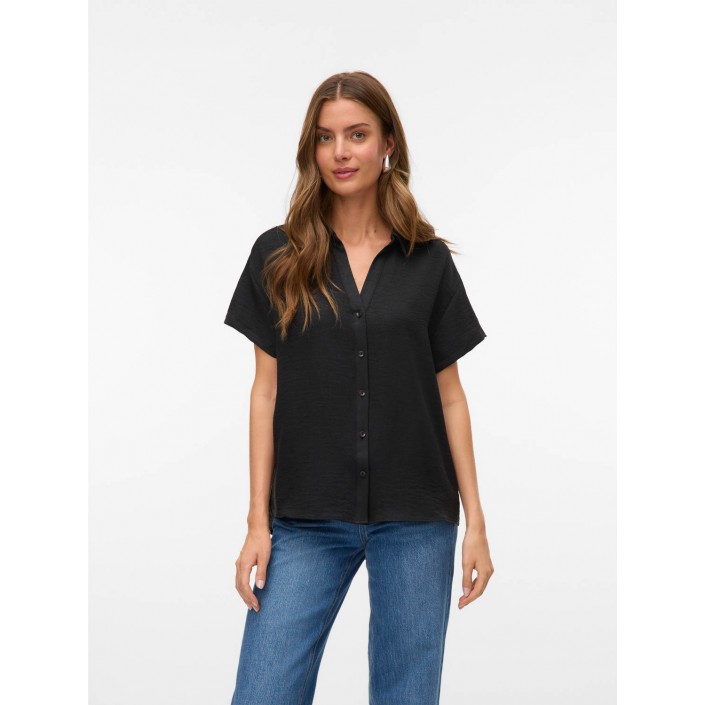 Vero Moda VMMELANEY QUEENY SS SHIRT WVN GA Black | Freewear VMMELANEY QUEENY SS SHIRT WVN GA - www.freewear.nl - Freewear
