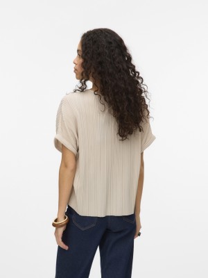 Vero Moda VMAURORA SS O-NECK T-SHIRT JRS GA Pumice Stone | Freewear VMAURORA SS O-NECK T-SHIRT JRS GA - www.freewear.nl - Freewear