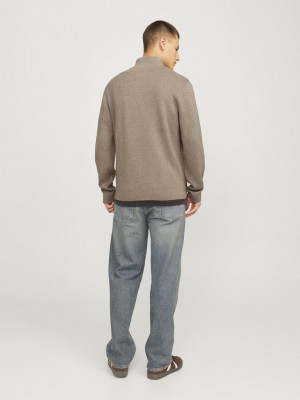 JACK%JONES PREMIUM JPRBLAMILANO STITCH KNIT HALF ZIP S: Greige/Melange | Freewear JPRBLAMILANO STITCH KNIT HALF ZIP S: - www.freewear.nl - Freewear