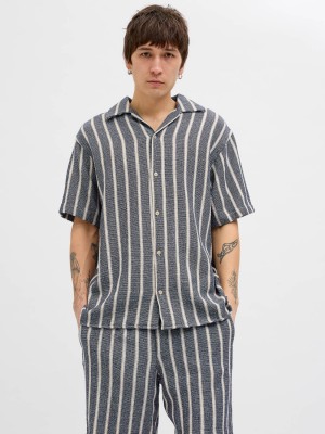 JACK&JONES ORIGINALS JORCOBA STRIPE RESORT SHIRT SS SN Ocean Cavern | Freewear JORCOBA STRIPE RESORT SHIRT SS SN - www.freewear.nl - Freewear