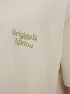 JACK&JONES ORIGINALS JORACAPULCO TYPE TEE SS CREW NECK Antique White | Freewear JORACAPULCO TYPE TEE SS CREW NECK - www.freewear.nl - Freewear