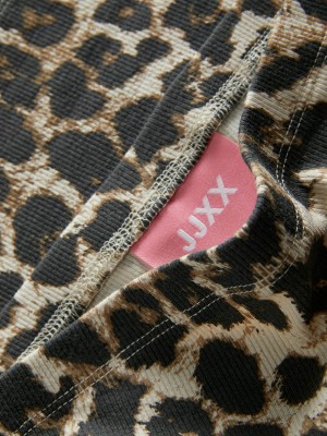 JACK&JONES ORIGINALS JXFIONA STR SL RIB AOP TUBE TOP JRS Ancient Scroll/Leopard | Freewear JXFIONA STR SL RIB AOP TUBE TOP JRS - www.freewear.nl - Freewear
