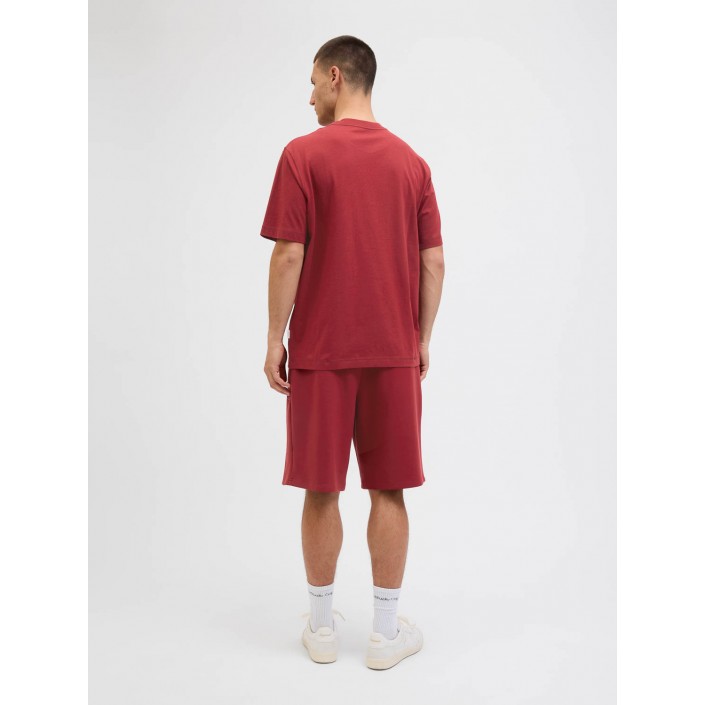 JACK&JONES ORIGINALS JORNORREBRO EMB TEE SS CREW NECK NO: Tibetan Red | Freewear JORNORREBRO EMB TEE SS CREW NECK NO: - www.freewear.nl - Freewear