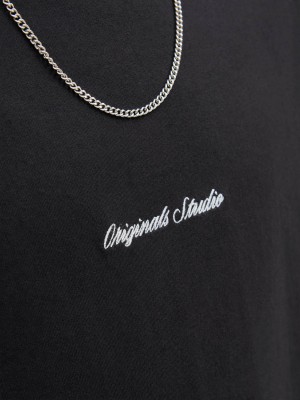 JACK&JONES ORIGINALS JORNORREBRO EMB TEE SS CREW NECK NO: Black | Freewear JORNORREBRO EMB TEE SS CREW NECK NO: - www.freewear.nl - Freewear