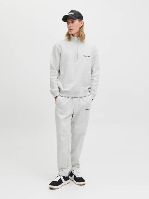 JACK&JONES ORIGINALS JORNORREBRO EMB SWEAT HIGH NECK SN White Melange | Freewear JORNORREBRO EMB SWEAT HIGH NECK SN - www.freewear.nl - Freewear