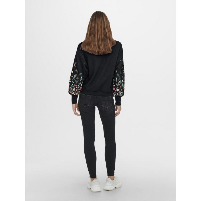 Only ONLBROOKE L/S O-NECK FLOWER SWT NOO: Black/SLEEVE FLOWER | Freewear ONLBROOKE L/S O-NECK FLOWER SWT NOO: - www.freewear.nl - Freewear