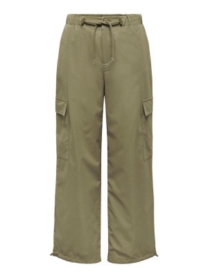 Only ONLCELIA MW PARACHUTE CARGO PNT Martini Olive | Freewear ONLCELIA MW PARACHUTE CARGO PNT - www.freewear.nl - Freewear