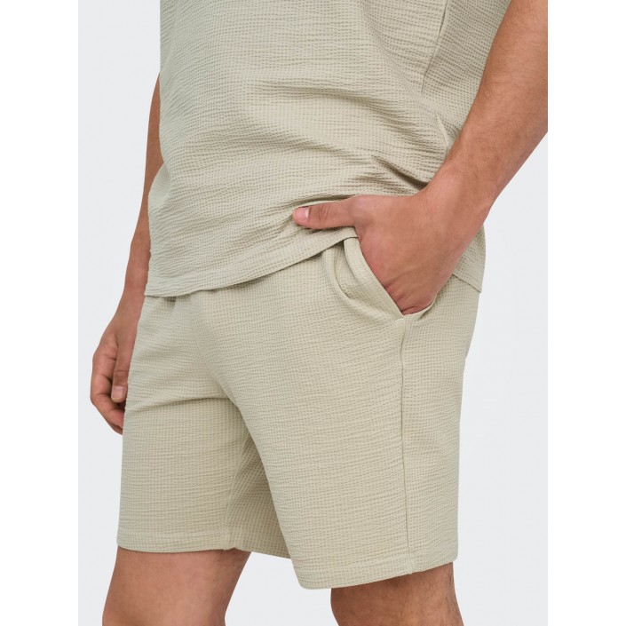ONLY&SONS ONSKIAN LIFE REG SEERSUCKER SHORTS : Silver Lining | Freewear ONSKIAN LIFE REG SEERSUCKER SHORTS : - www.freewear.nl - Freewear
