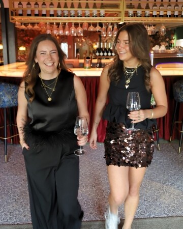 Party Season is coming! 🍸
Shop de nieuwste party collectie v...