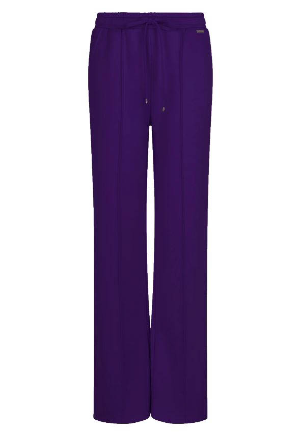 ambika Pant Georgeanne Uni