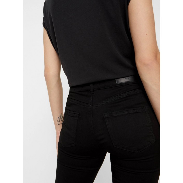 Vero Moda VMLUX NW SUPER S JEANS BA037 NOOS G: Black | Freewear VMLUX NW SUPER S JEANS BA037 NOOS G: - www.freewear.nl - Freewear