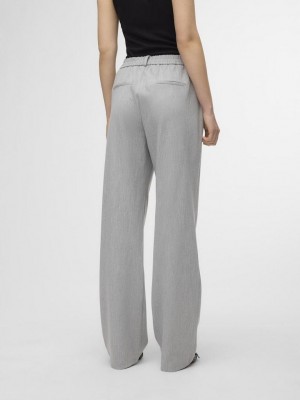 Vero Moda VMMAYA MW STRAIGHT SOLID PANT NOOS Light Grey Melange | Freewear VMMAYA MW STRAIGHT SOLID PANT NOOS - www.freewear.nl - Freewear
