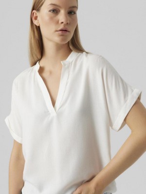 Vero Moda VMBEAUTY SS TOP WVN GA NOOS Snow White | Freewear VMBEAUTY SS TOP WVN GA NOOS - www.freewear.nl - Freewear