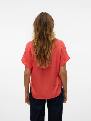 Vero Moda VMBEAUTY SS TOP WVN GA NOOS Dubarry | Freewear VMBEAUTY SS TOP WVN GA NOOS - www.freewear.nl - Freewear