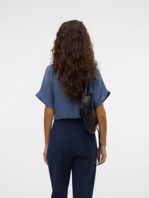 Vero Moda VMBEAUTY SS TOP WVN GA NOOS China Blue | Freewear VMBEAUTY SS TOP WVN GA NOOS - www.freewear.nl - Freewear