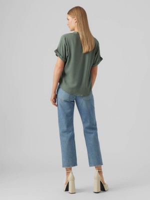 Vero Moda VMBEAUTY SS TOP WVN GA NOOS Laurel Wreath | Freewear VMBEAUTY SS TOP WVN GA NOOS - www.freewear.nl - Freewear