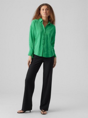 Vero Moda VMQUEENY LS OVERSIZE SHIRT WVN GA N: Bright Green | Freewear VMQUEENY LS OVERSIZE SHIRT WVN GA N: - www.freewear.nl - Freewear