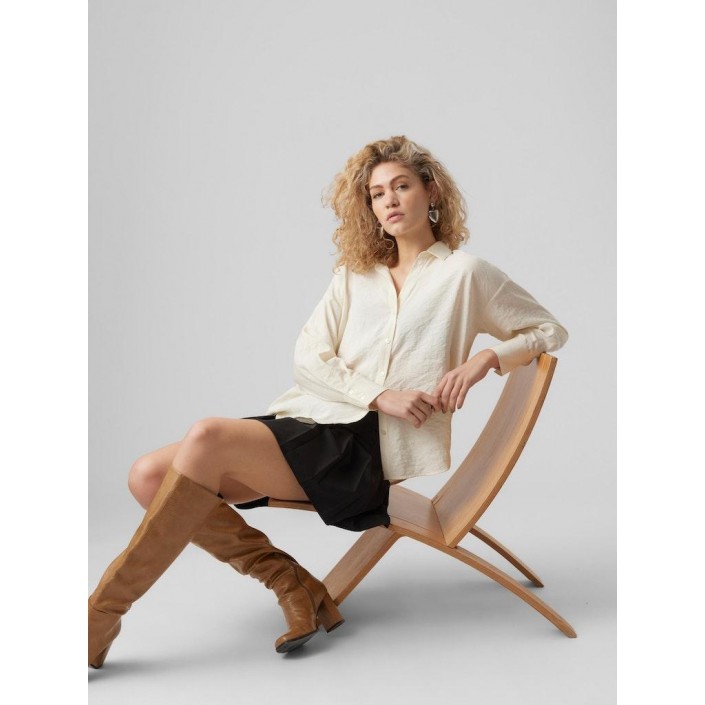 Vero Moda VMQUEENY LS OVERSIZE SHIRT WVN GA N: Antique White | Freewear VMQUEENY LS OVERSIZE SHIRT WVN GA N: - www.freewear.nl - Freewear