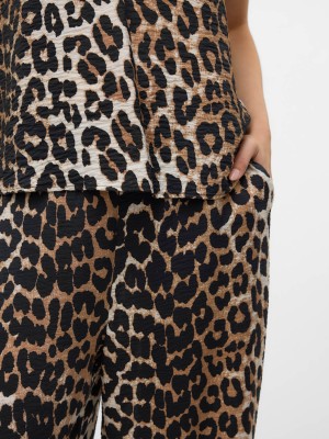 Vero Moda VMJOSIE HW WIDE PANT WVN GA Egret/Leo | Freewear VMJOSIE HW WIDE PANT WVN GA - www.freewear.nl - Freewear