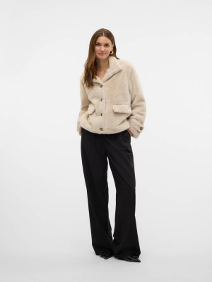 Vero Moda VMSONJAEVA SHORT JACKET GA BOO Oatmeal | Freewear VMSONJAEVA SHORT JACKET GA BOO - www.freewear.nl - Freewear