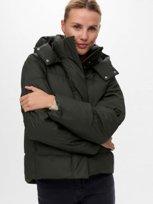 Vero Moda VMGRETAKYLIE SHORT COATED JACKET NO: Peat | Freewear VMGRETAKYLIE SHORT COATED JACKET NO: - www.freewear.nl - Freewear