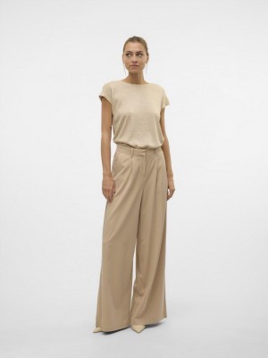 Vero Moda VMSARAH AVA SS TOP JRS GA NOOS Silver Mink/GOLD LUREX | Freewear VMSARAH AVA SS TOP JRS GA NOOS - www.freewear.nl - Freewear