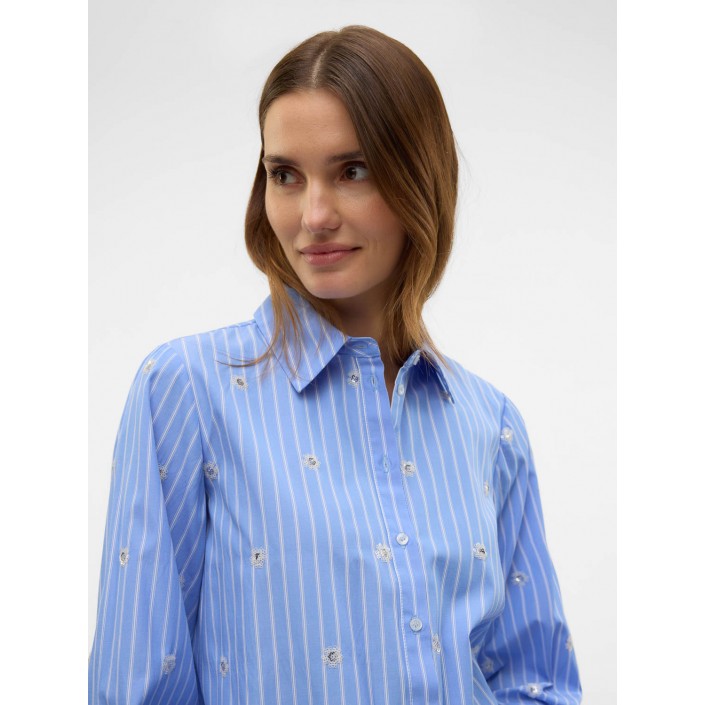 Vero Moda VMLEILA LS LOOSE SHORT SHIRT WVN Cornflower Blue/Snow white | Freewear VMLEILA LS LOOSE SHORT SHIRT WVN - www.freewear.nl - Freewear