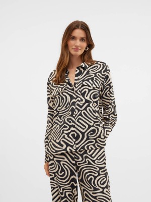 Vero Moda VMVIGDIS L/S SHIRT WVN BTQ GA Black/Vigdis | Freewear VMVIGDIS L/S SHIRT WVN BTQ GA - www.freewear.nl - Freewear