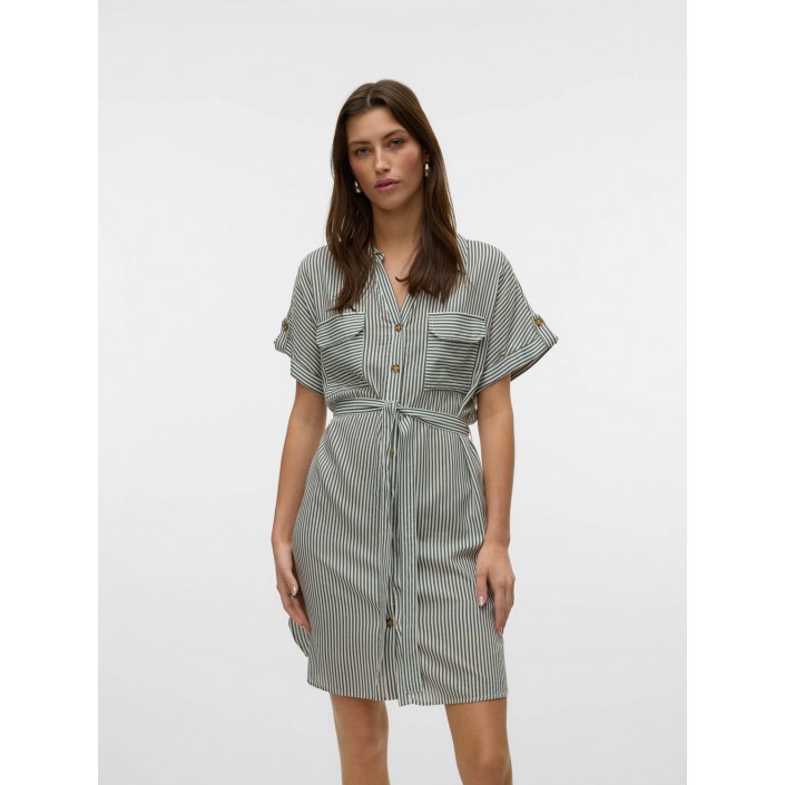 Vero Moda VMBUMPY SS SHORT SHIRT DRESS WVN GA: Laurel Wreath/Snow White | Freewear VMBUMPY SS SHORT SHIRT DRESS WVN GA: - www.freewear.nl - Freewear