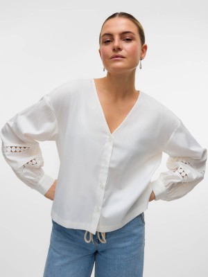 Vero Moda VMJANNI TAPE LS V-NECK TOP WVN GA L: Snow White | Freewear VMJANNI TAPE LS V-NECK TOP WVN GA L: - www.freewear.nl - Freewear