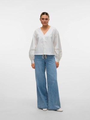 Vero Moda VMJANNI TAPE LS V-NECK TOP WVN GA L: Snow White | Freewear VMJANNI TAPE LS V-NECK TOP WVN GA L: - www.freewear.nl - Freewear
