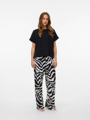 Vero Moda VMHALI SS TOP JRS Black | Freewear VMHALI SS TOP JRS - www.freewear.nl - Freewear