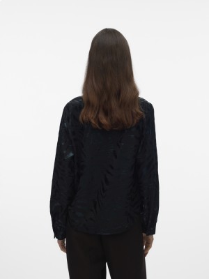 Vero Moda VMCARLA FOIL L/S SHIRT WVN GA Black/Black zebra foil | Freewear VMCARLA FOIL L/S SHIRT WVN GA - www.freewear.nl - Freewear