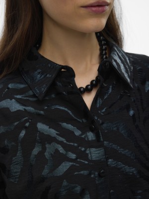 Vero Moda VMCARLA FOIL L/S SHIRT WVN GA Black/Black zebra foil | Freewear VMCARLA FOIL L/S SHIRT WVN GA - www.freewear.nl - Freewear