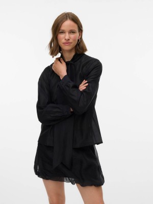 Vero Moda VMHALSTON L/S BOW TOP WVN BTQ Black | Freewear VMHALSTON L/S BOW TOP WVN BTQ - www.freewear.nl - Freewear