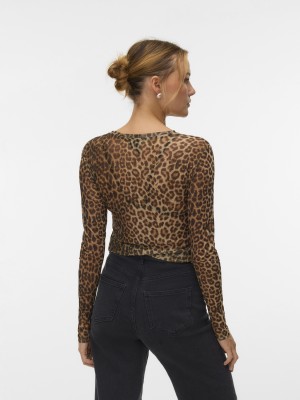 Vero Moda VMLOVA LS MESH TOP JRS NOOS Silver Mink/LEO | Freewear VMLOVA LS MESH TOP JRS NOOS - www.freewear.nl - Freewear