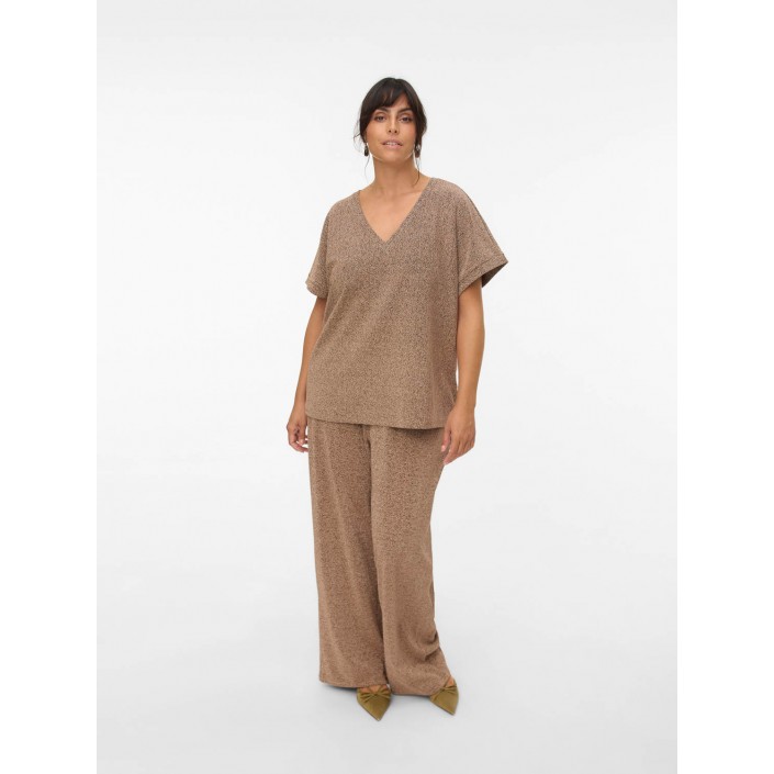 Vero Moda curve VMCHOXANNE S/S V-NECK TOP JRS BTQ C: Gold Colour/TIGERS EYE LUREX | Freewear VMCHOXANNE S/S V-NECK TOP JRS BTQ C: - www.freewear.nl - Freewear