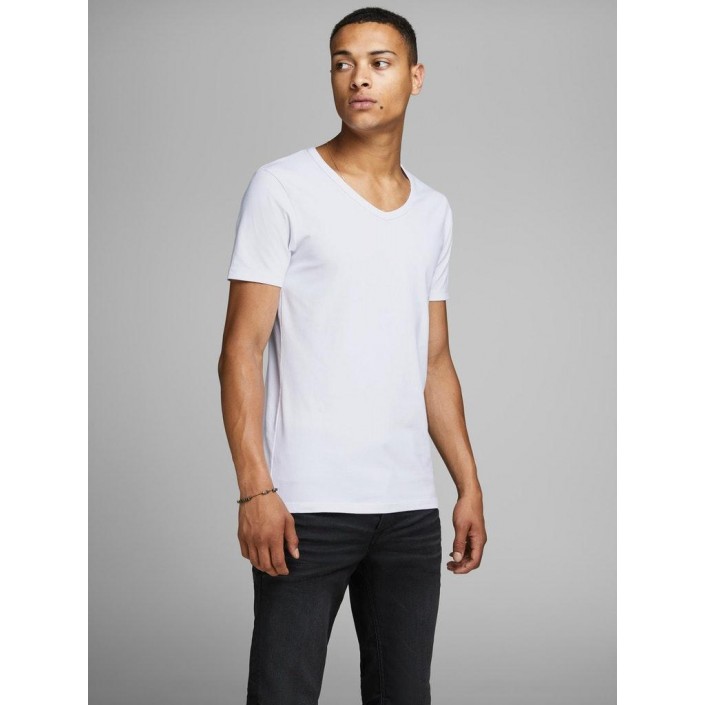 Jack & Jones:JACK&JONES ESSENTIALS JJEBASIC V-NECK TEE S/S NOOS OPT WHITE | Freewear JJEBASIC V-NECK TEE S/S NOOS - www.freewear.nl - Freewear