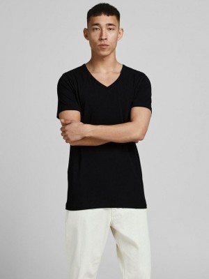 Jack & Jones:JACK&JONES ESSENTIALS JJEBASIC V-NECK TEE S/S NOOS BLACK | Freewear JJEBASIC V-NECK TEE S/S NOOS - www.freewear.nl - Freewear