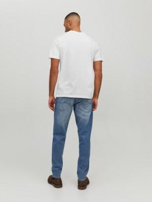 Jack & Jones:JACK&JONES ESSENTIALS JJEORGANIC BASIC TEE SS V-NECK NOOS White | Freewear JJEORGANIC BASIC TEE SS V-NECK NOOS - www.freewear.nl - Freewear