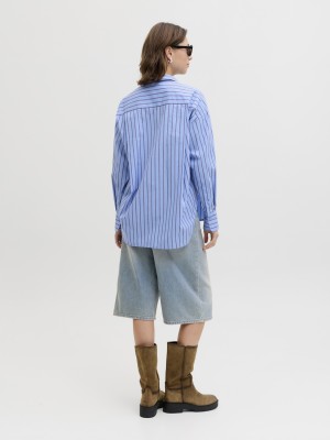 JACK&JONES ORIGINALS JXJAMIE LS RELAXED POPLIN SHIRT WVN: Vista Blue/CABERNET | Freewear JXJAMIE LS RELAXED POPLIN SHIRT WVN: - www.freewear.nl - Freewear