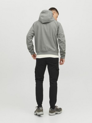 Jack & Jones:JACK&JONES ESSENTIALS JJEBASIC SOFTSHELL HOOD NOOS Sedona Sage | Freewear JJEBASIC SOFTSHELL HOOD NOOS - www.freewear.nl - Freewear