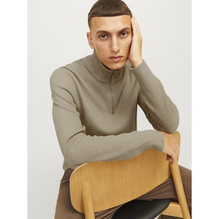 Jack & Jones:JACK&JONES ESSENTIALS JJEPERFECT KNIT HALF ZIP SN Crockery | Freewear JJEPERFECT KNIT HALF ZIP SN - www.freewear.nl - Freewear