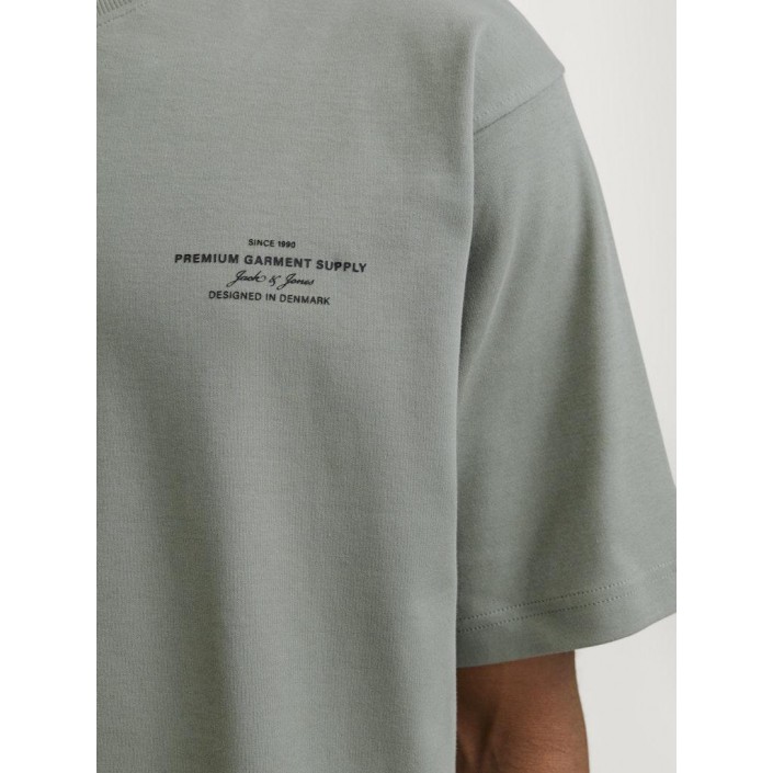 JACK%JONES PREMIUM JPRCCCHAD BRANDING SS CREW NECK TEE: Agave Green | Freewear JPRCCCHAD BRANDING SS CREW NECK TEE: - www.freewear.nl - Freewear