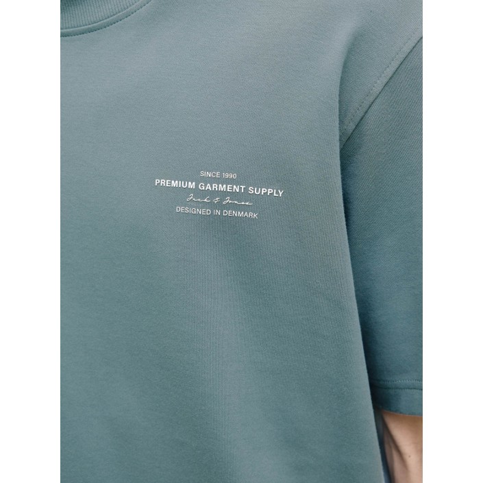 JACK%JONES PREMIUM JPRCCCHAD BRANDING SS CREW NECK TEE: Goblin Blue | Freewear JPRCCCHAD BRANDING SS CREW NECK TEE: - www.freewear.nl - Freewear