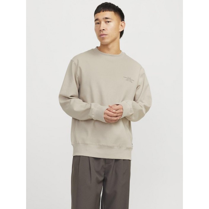JACK%JONES PREMIUM JPRBLACHAD BRANDING SWEAT CREW NECK: Silver Lining | Freewear JPRBLACHAD BRANDING SWEAT CREW NECK: - www.freewear.nl - Freewear