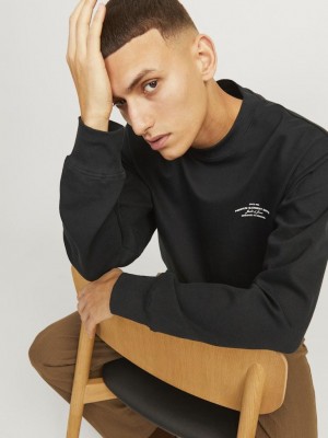 JACK%JONES PREMIUM JPRBLACHAD BRANDING SWEAT CREW NECK: Black | Freewear JPRBLACHAD BRANDING SWEAT CREW NECK: - www.freewear.nl - Freewear