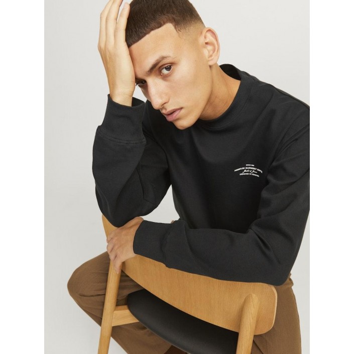 JACK%JONES PREMIUM JPRBLACHAD BRANDING SWEAT CREW NECK: Black | Freewear JPRBLACHAD BRANDING SWEAT CREW NECK: - www.freewear.nl - Freewear