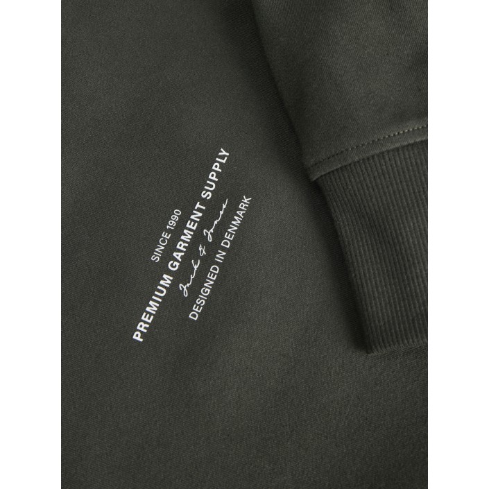 JACK%JONES PREMIUM JPRBLACHAD BRANDING SWEAT CREW NECK: Peat | Freewear JPRBLACHAD BRANDING SWEAT CREW NECK: - www.freewear.nl - Freewear